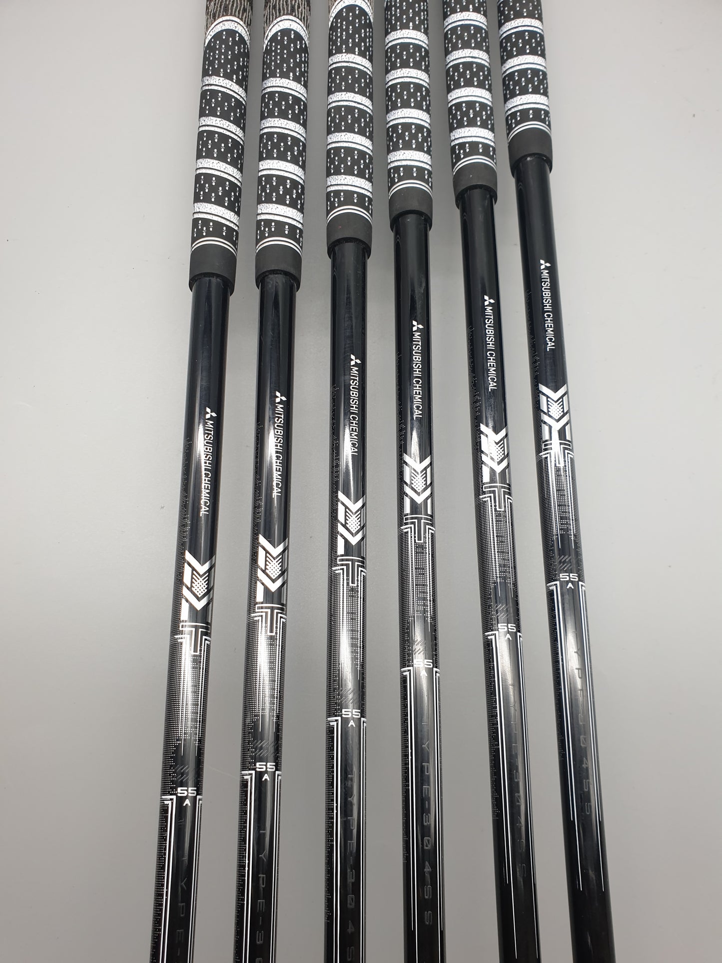 Taylormade P790 Ti Irons 5-PW Mitsubishi MMT Senior Right Hand - Used