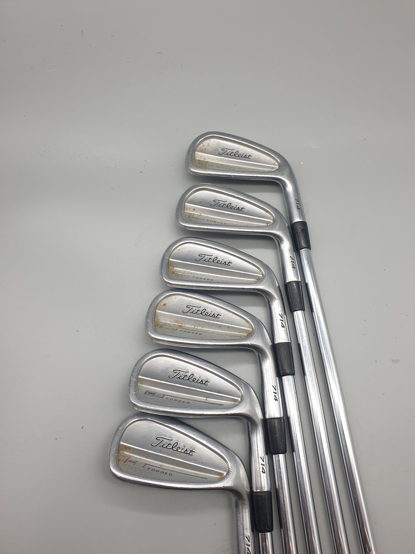 Titleist CB 714 Irons 5-PW Dynamic Gold Stiff Right Hand - Used