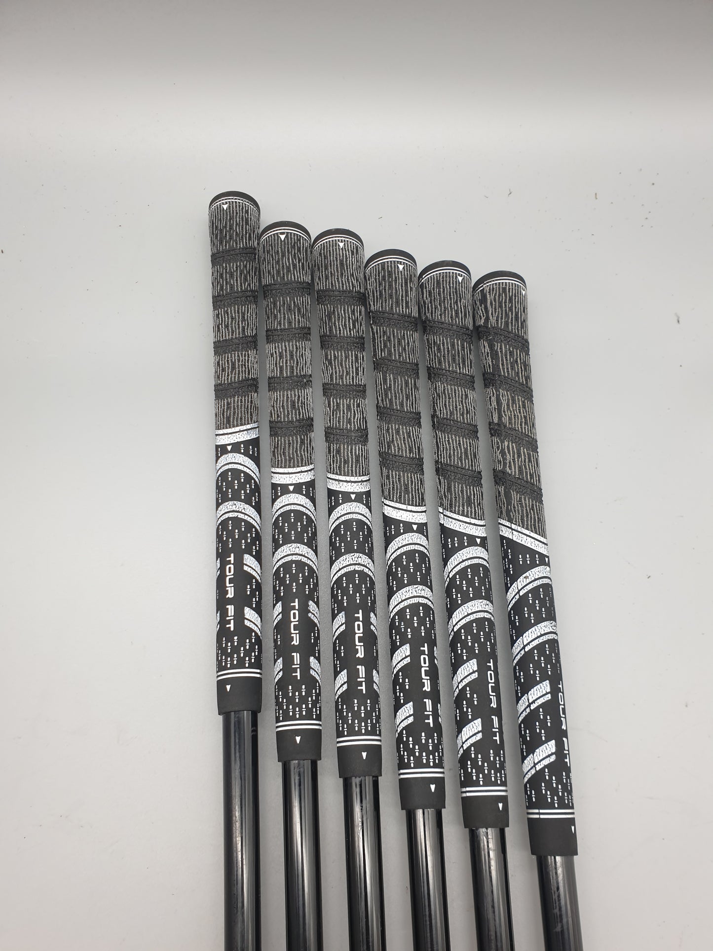 Taylormade P790 Ti Irons 5-PW Mitsubishi MMT Senior Right Hand - Used